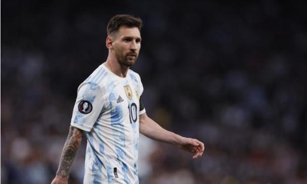 罗体：齐奥尔科夫斯基不满只踢30分钟被换下